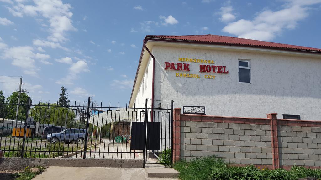 Park Hotel&Hostel Karakol Exterior foto